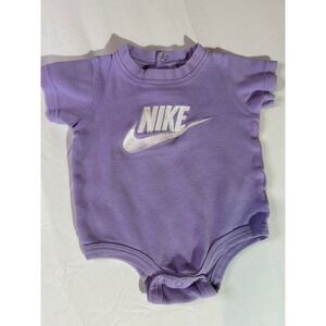 Nike Baby Girls Lavender Bodysuit Onesie 0 6 Months Snap Closure